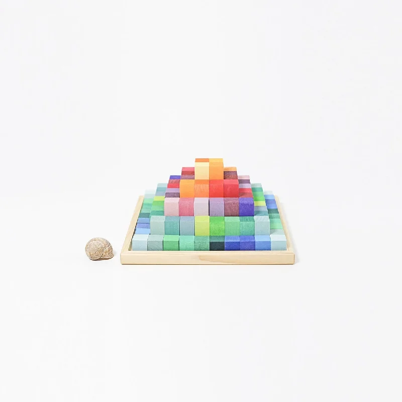 skillfully made wooden toys               Grimm's small stepped pyramid